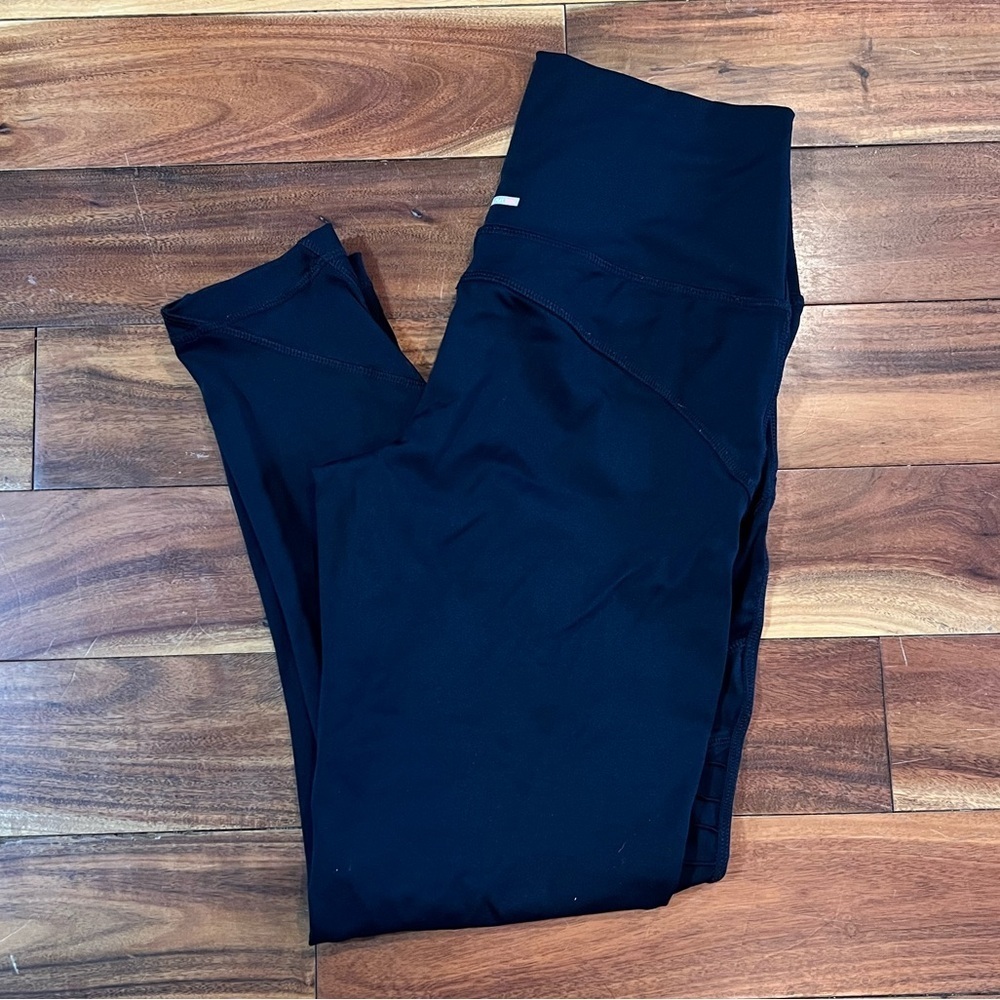 Aerie Medium Black Moto Cropped Capri Leggings Workout Biker Athleisure Casual - Picture 2 of 10